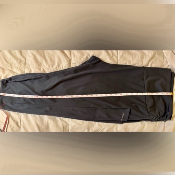 Ruched Waist Leggings - 3XP/3X - Gray -MIND BODY LOVE- Yoga, Workout, Exercise - Picture 3 of 14